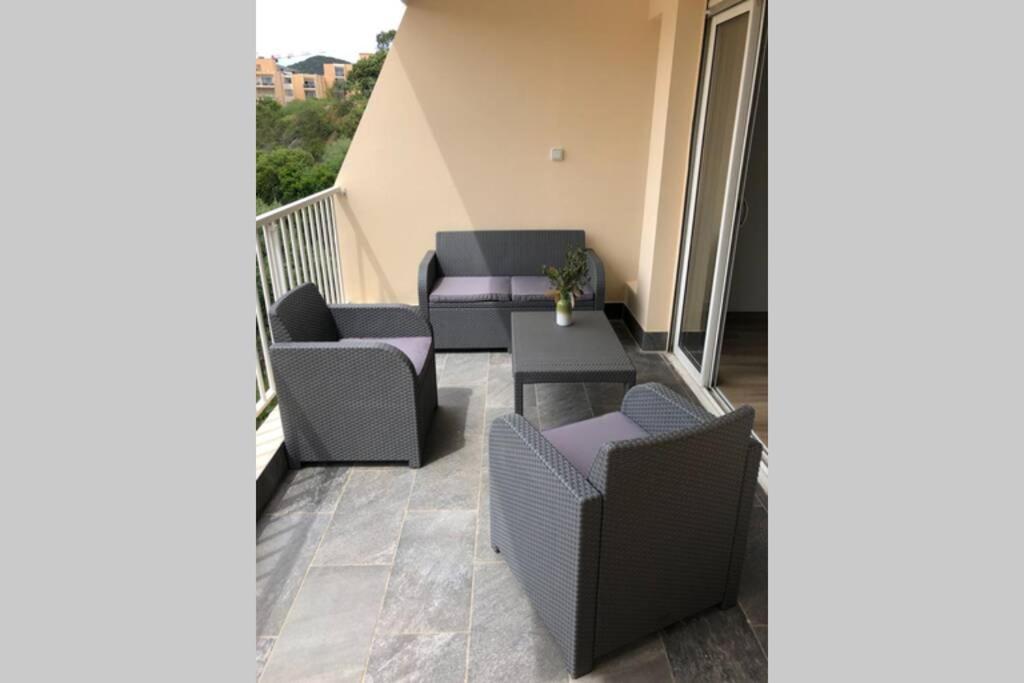 Spacieux studio entièrement rénové Ajaccio  Extérieur photo